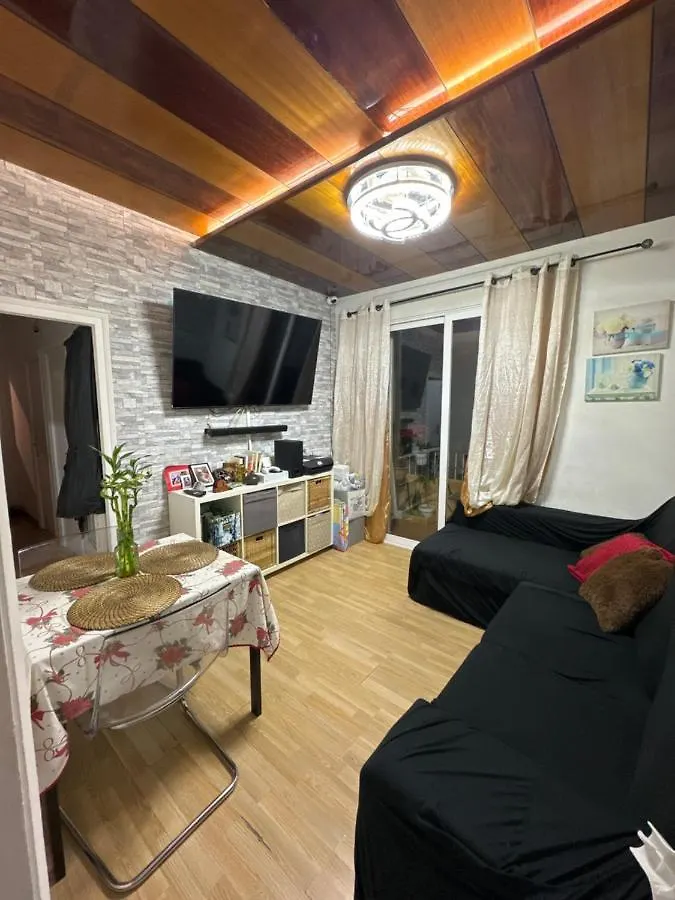 Parque Guell Apartment Barcelona Homestay