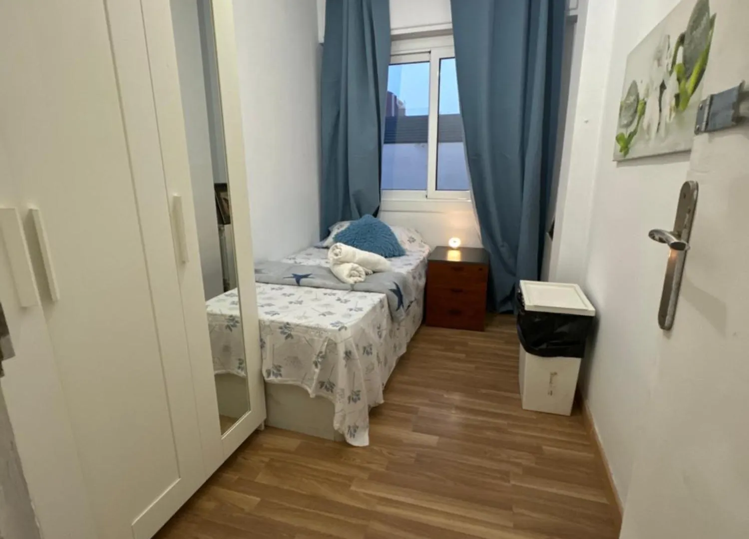 Homestay Parque Guell Apartment Barcelona Spain